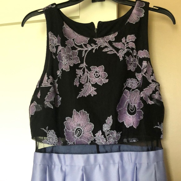 Formal Dress - Picture 2 of 3